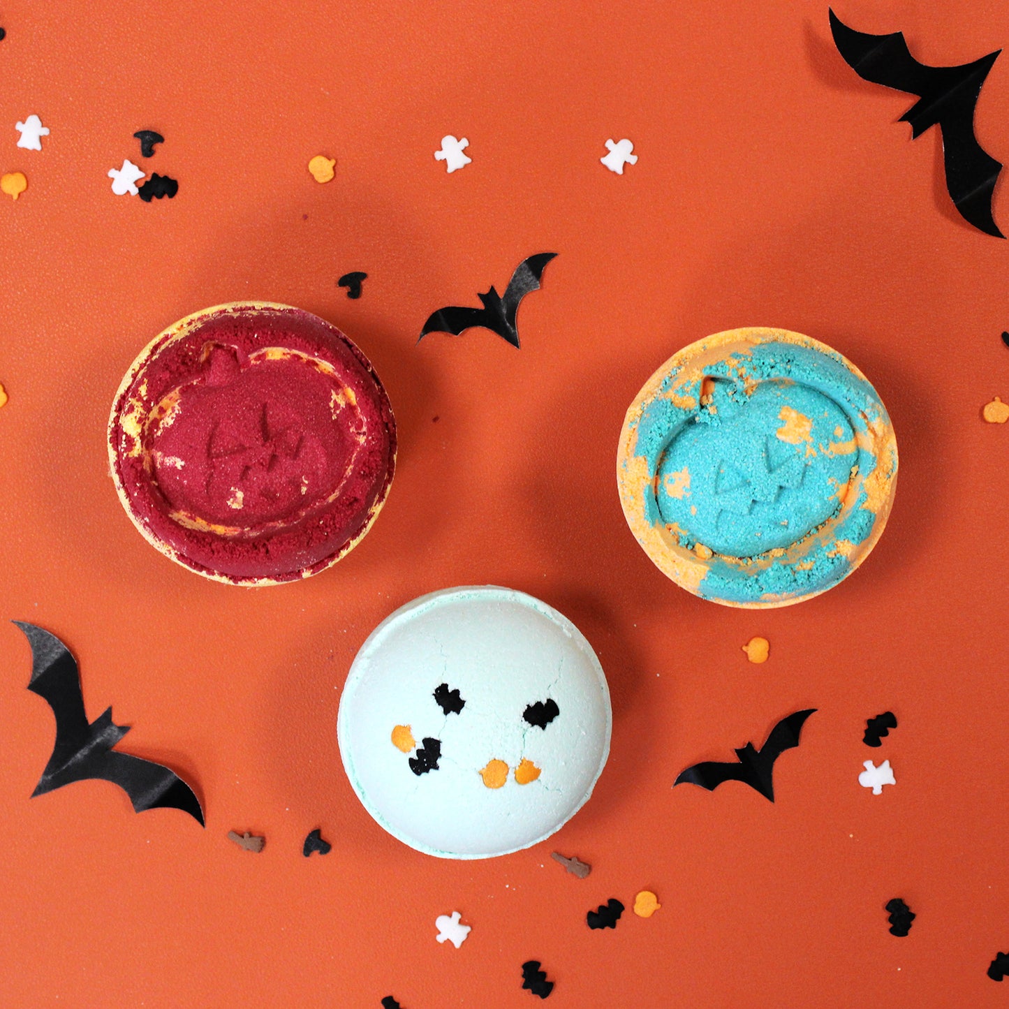 Kokosnuss- und Limetten-Halloween-Badebombe