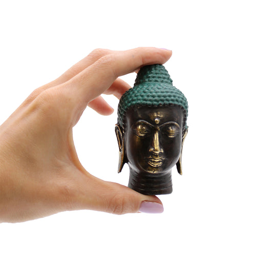 Kleiner antiker Buddhakopf aus Messing