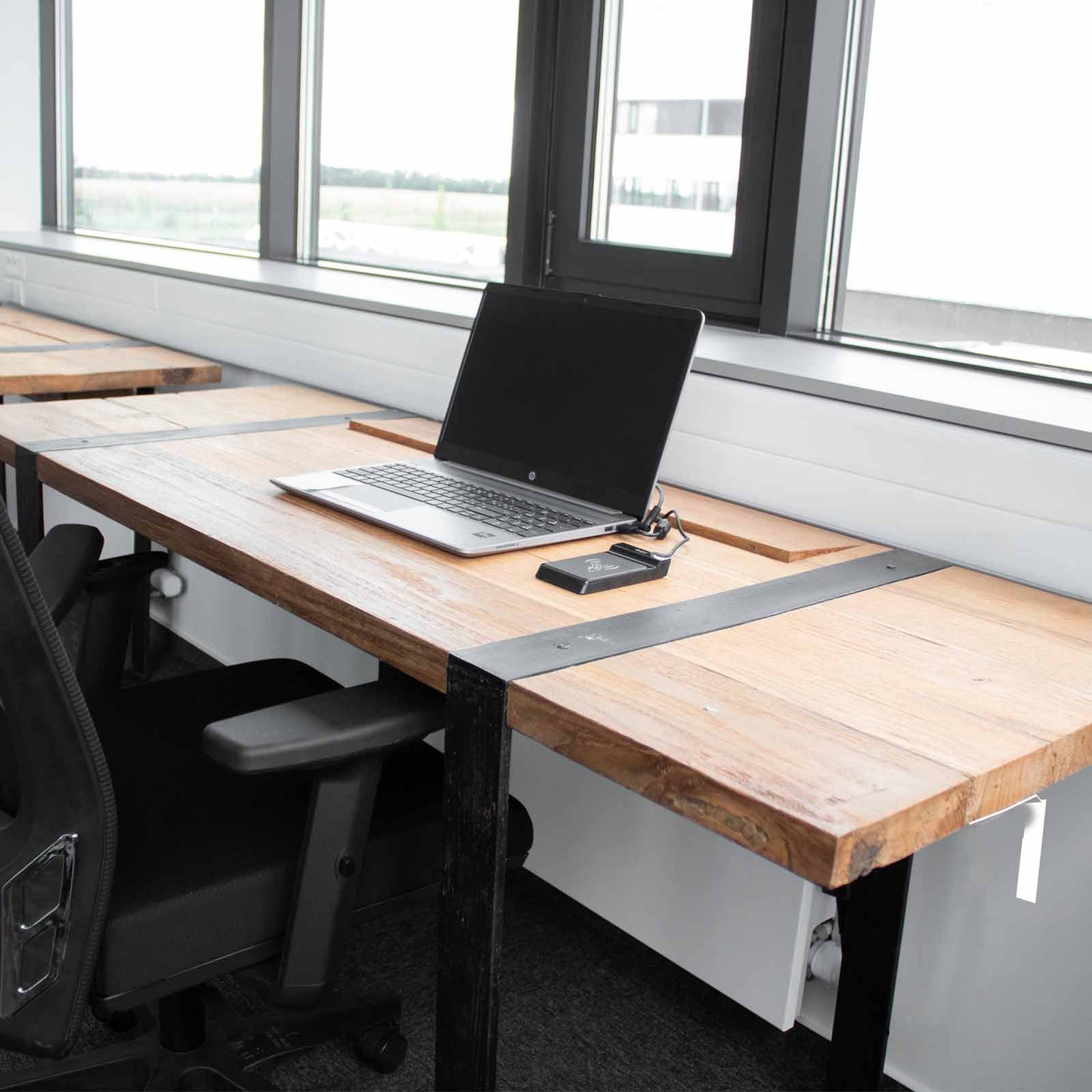 Schreibtisch 160 x 60 x 75 cm (Schublade nicht enthalten)
