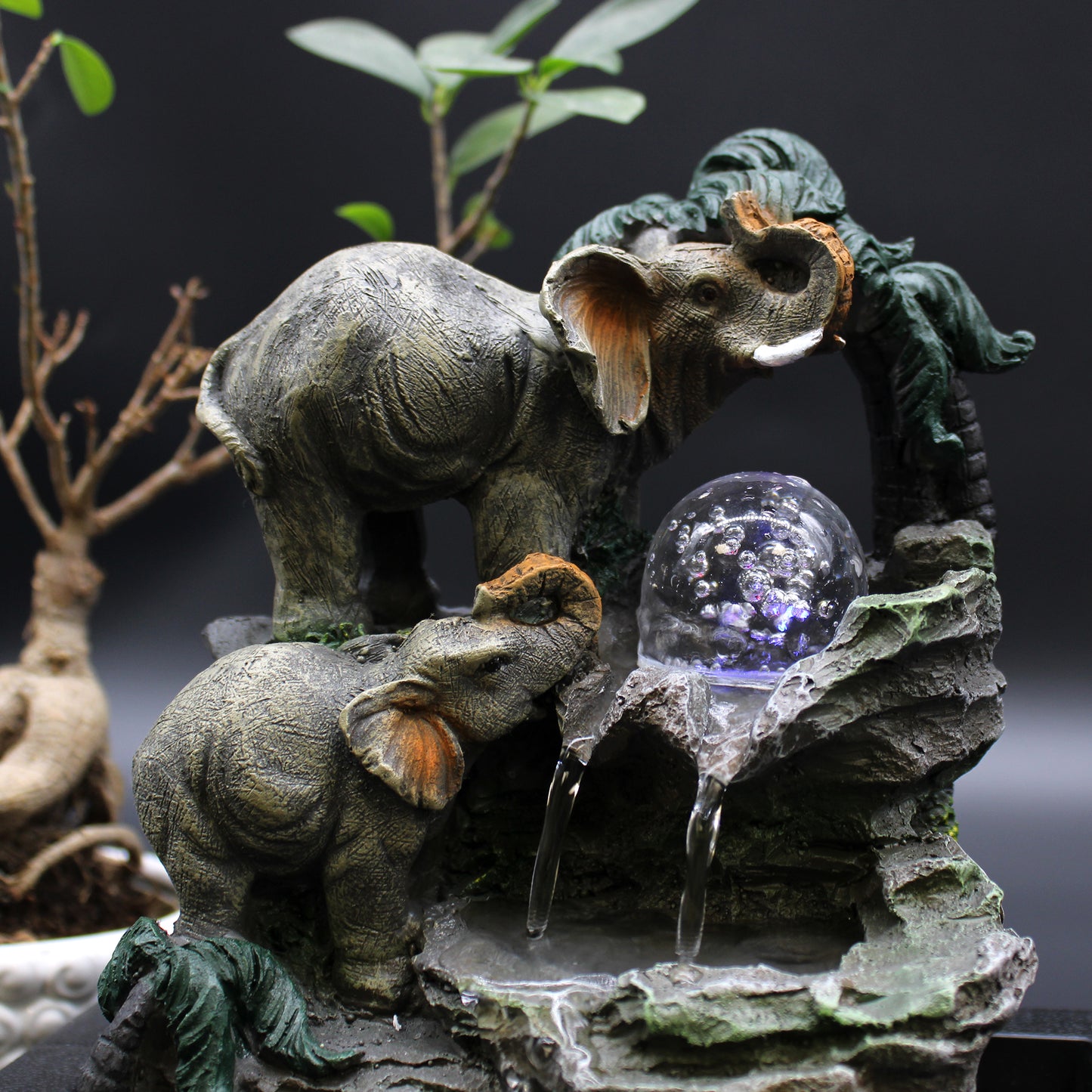 Tischbrunnen - 30 cm - Elefantenfamilie