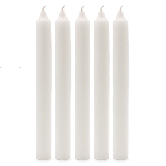 10 x einfarbige Großkerzen – Rustikales Weiß – 10er-Pack