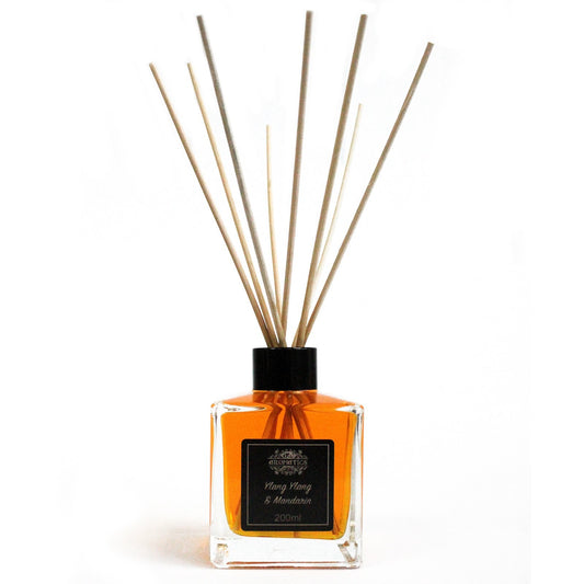 Rattanstäbchen-Diffusor mit ätherischen Ölen – Ylang Ylang &amp; Mandarin