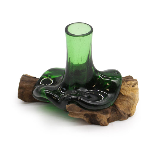 Recycelte Bierflaschen – Mini-Blumenvase aus Holz