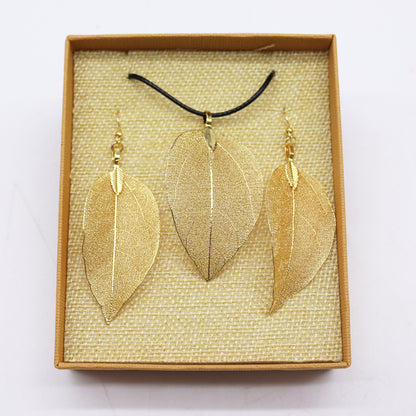 Conjunto Collar Aretes Hoja Oro