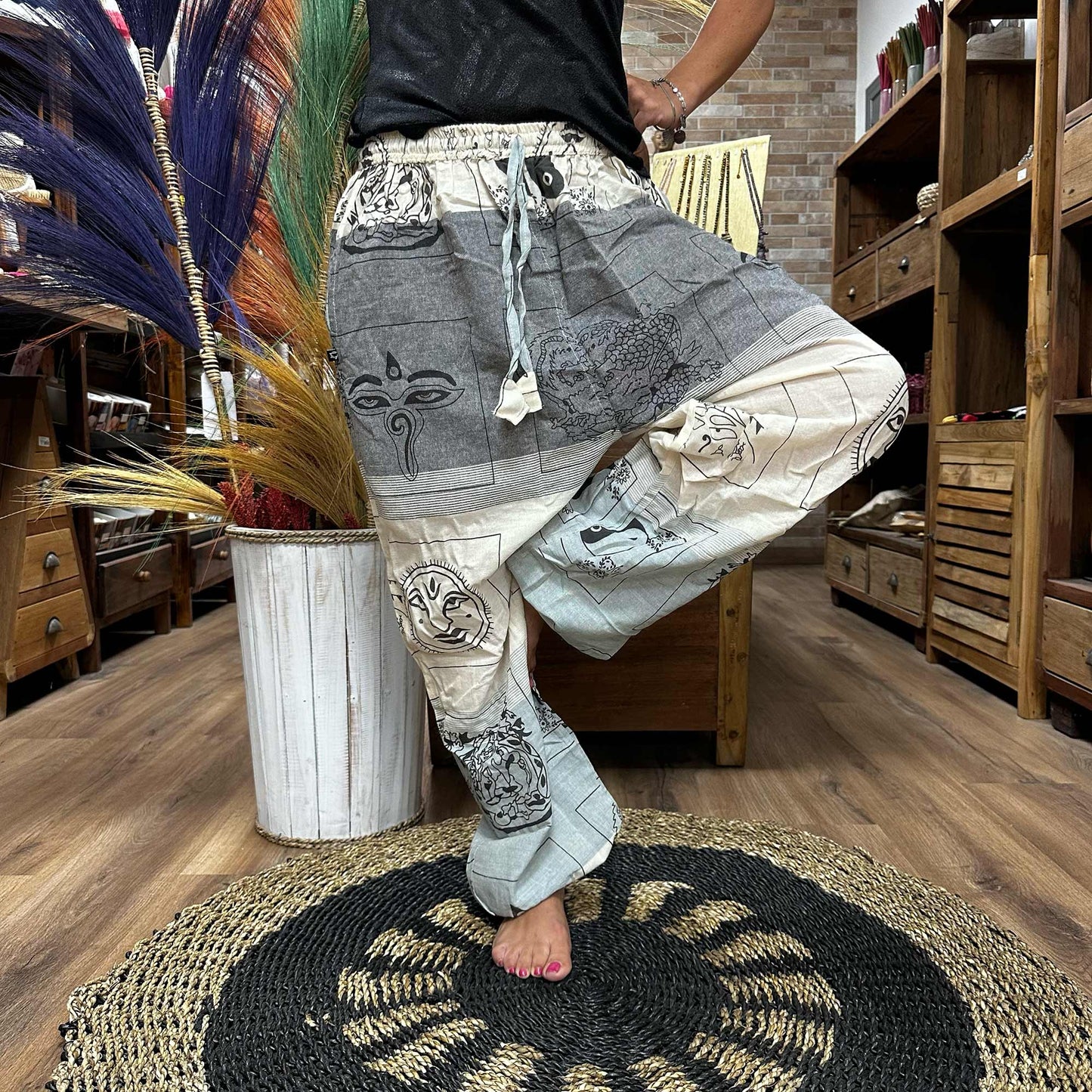 Yoga- und Festivalhose - Himalayan High Cross Print in Grau