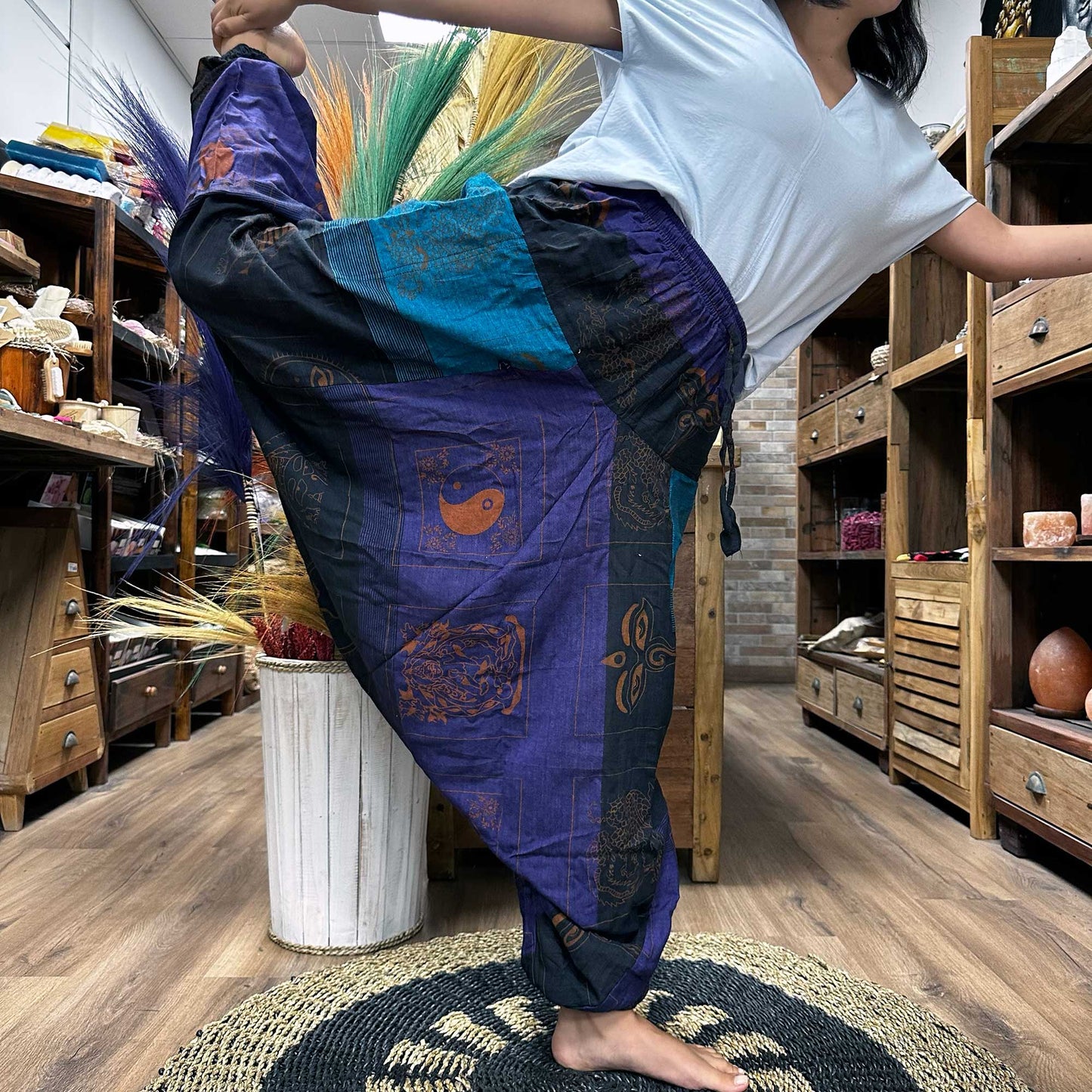 Yoga- und Festivalhose - Aladdin Himalayan Print in Lila