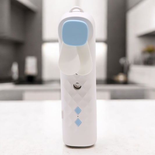 Weißer USB-Gesichtsventilator und -Sprüher