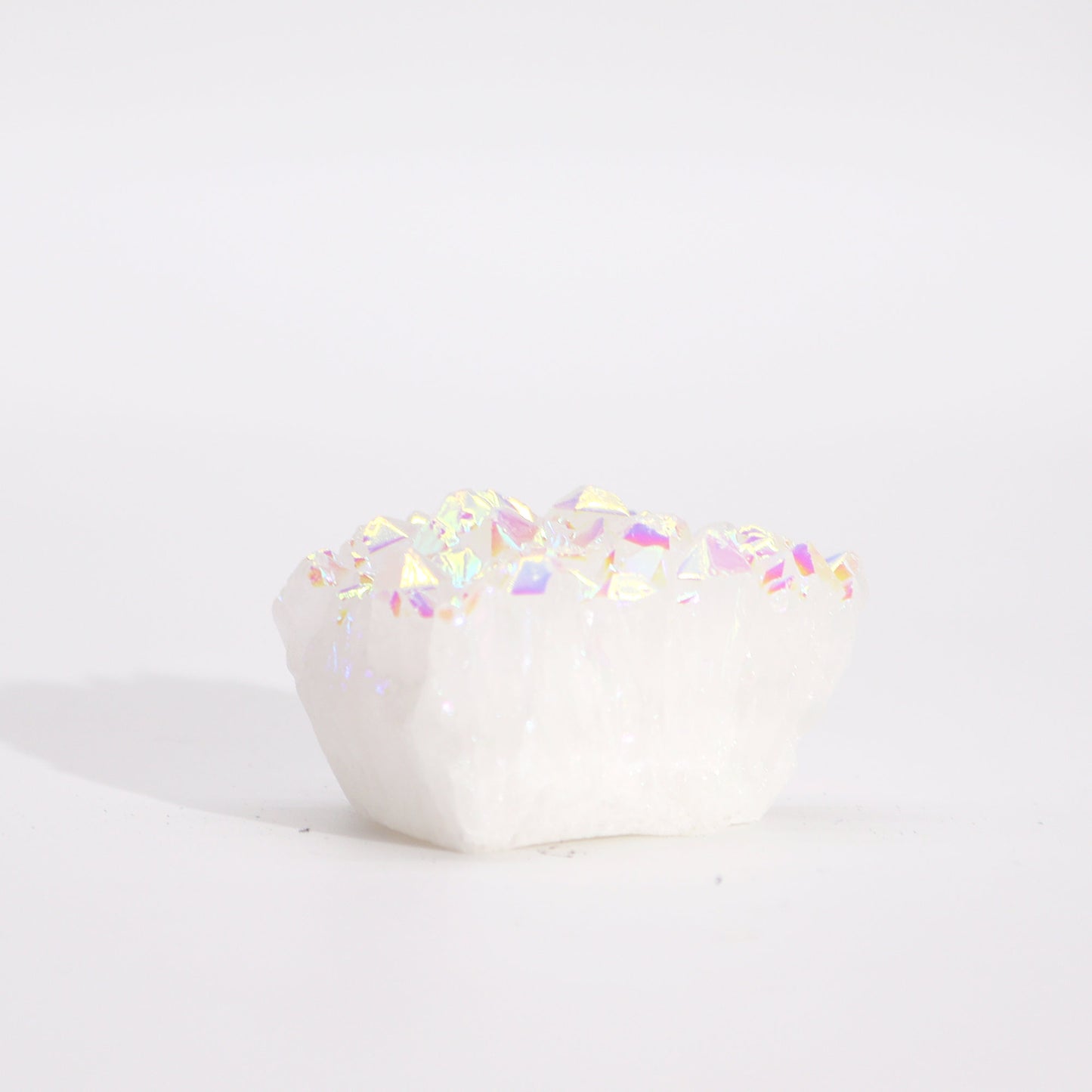 Kleiner verbesserter natürlicher Quarz – Angel Aura Quartz (ca. 40–65 g, 3,5–5 cm)