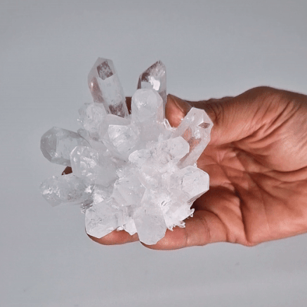 Natürlicher Quarz, handgefertigter Cluster – klarer Quarz (ca. 250–300 g, 8 cm)