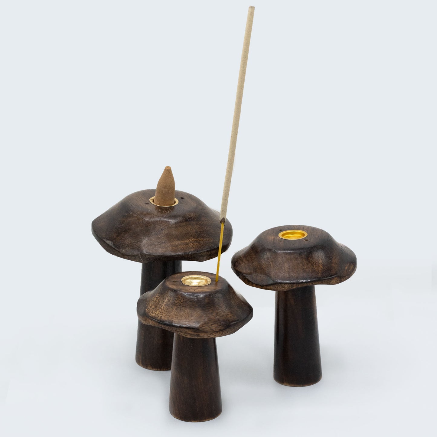 Set mit 3 flachen Räucherpilzen in Kegelform (13 cm, 12 cm, 11 cm)