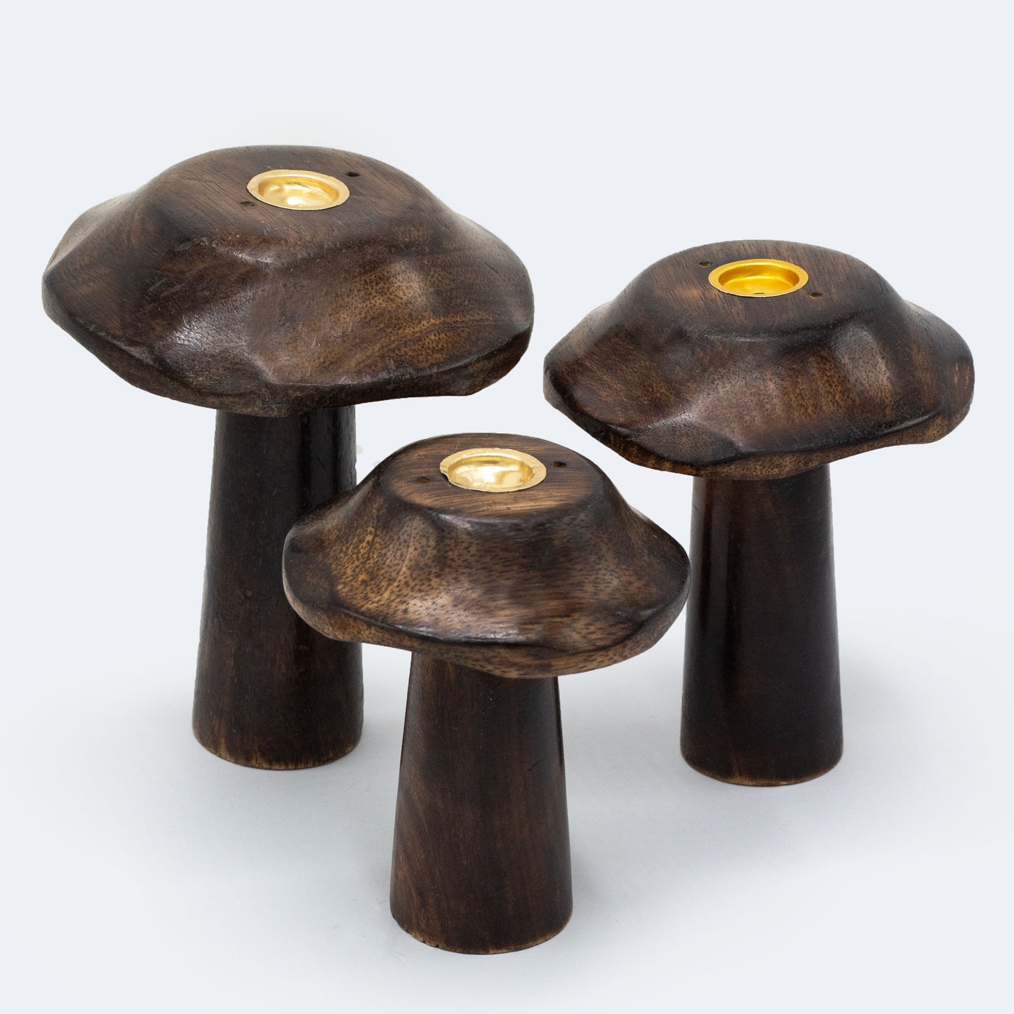 Set mit 3 flachen Räucherpilzen in Kegelform (13 cm, 12 cm, 11 cm)