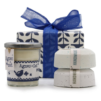 Set de Regalo: Bombas de baño Sal Marina y Musgo & Dolly Azul + Vela de Violeta de Parma