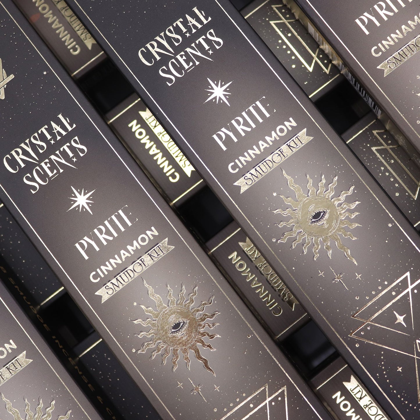 Encens purificateur au parfum de cristaux de pyrite - Cannelle