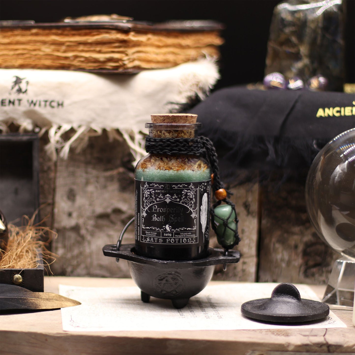 Potion de bain de sorcière ancienne et amulette en cristal d'aventurine - Prospérité