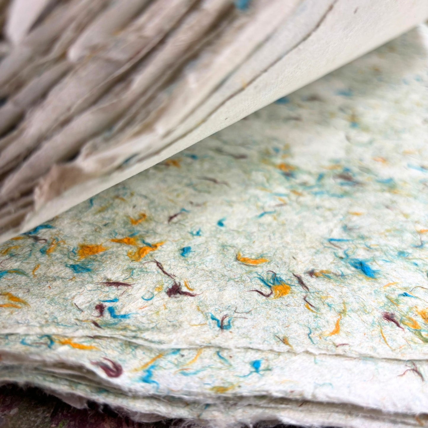 Papier cadeau fait main Lokta - Coton vert