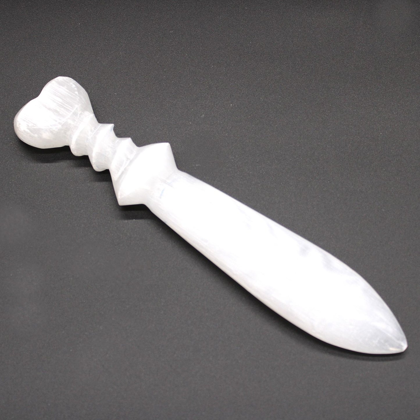 Couteau rituel en sélénite, grand format, spirale (25 cm)
