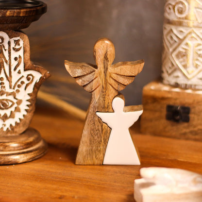 Ángel de madera de mango en ángel - Esmalte blanco - 15 cm