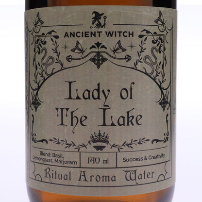 Agua de ritual de bruja antigua - Dama del Lago