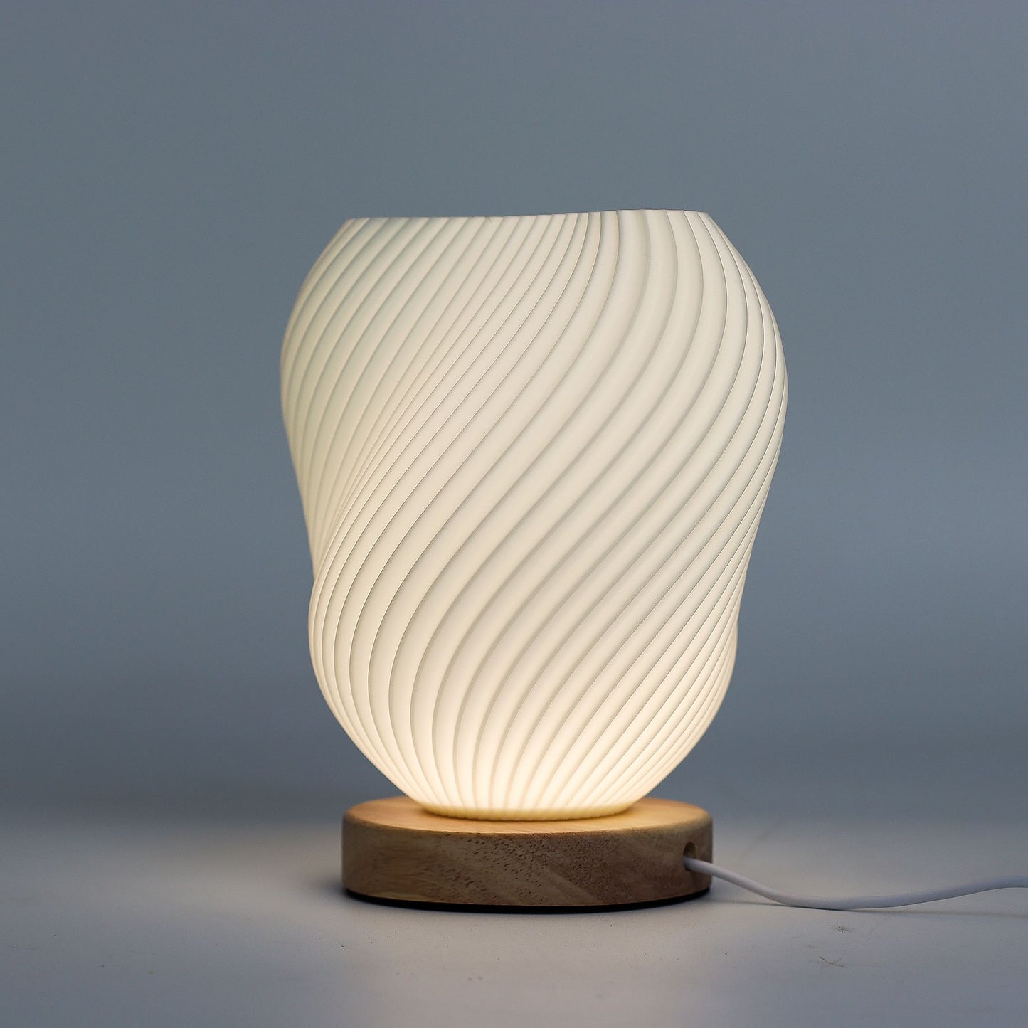 Lampe New Wave - USB - 3 réglages - Twisted Shell