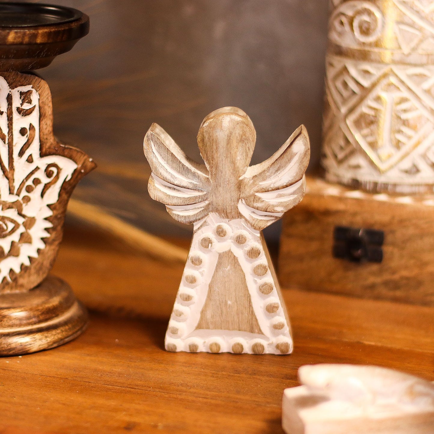Ángel de Madera de Mango - Acabado Blanqueado - 13 cm
