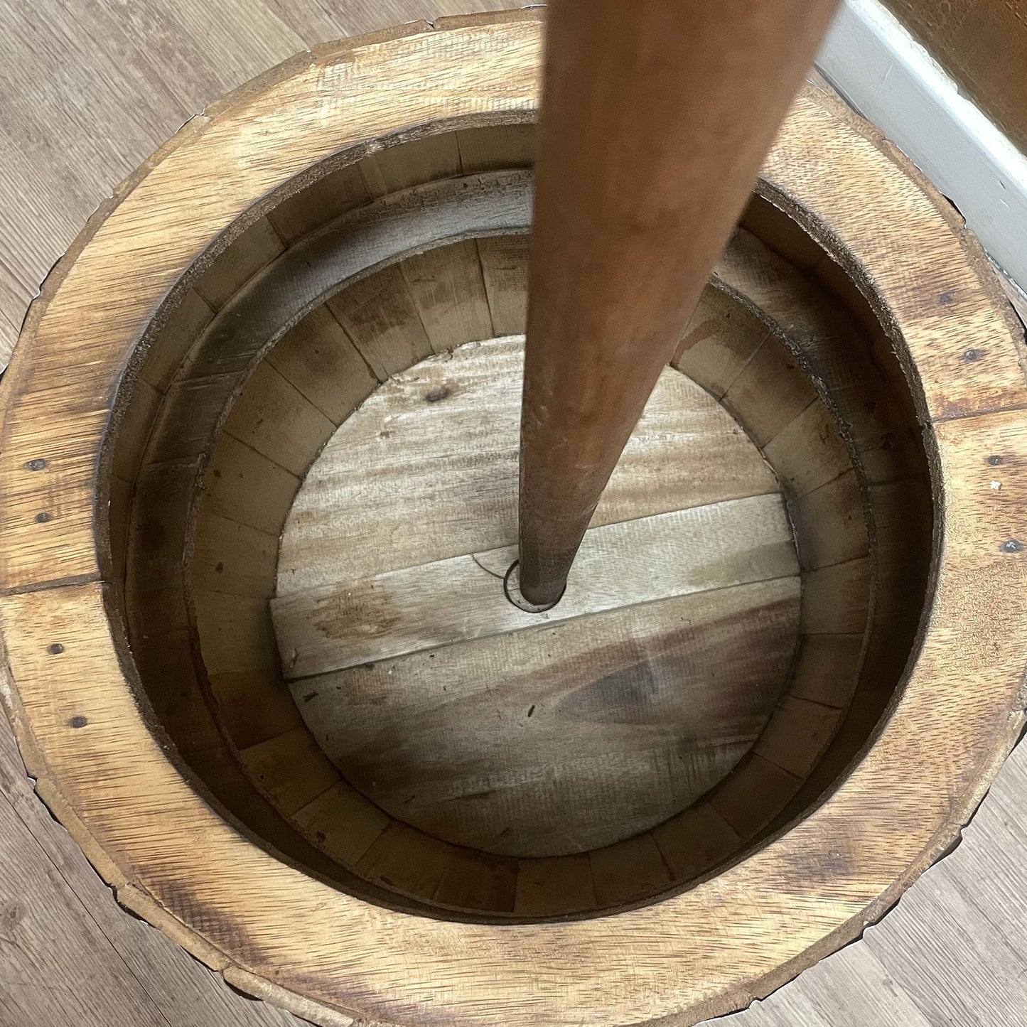 Tabouret et porte-parapluie en forme de tonneau de bière - Naturel