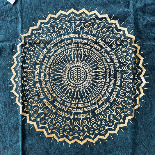 Nomad Sari Großes T-Shirt – Mandala – Grün