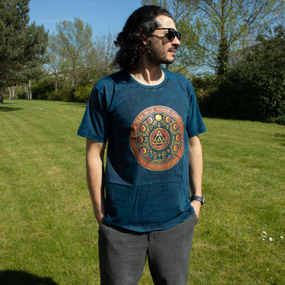 Camiseta de algodón lavado a piedra Nomad Sari - Mantente Salvaje, Hijo de la Luna - Azul - Pequeño