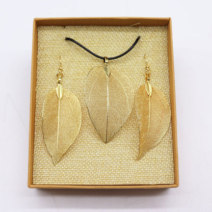 Conjunto Collar Aretes Hoja Oro