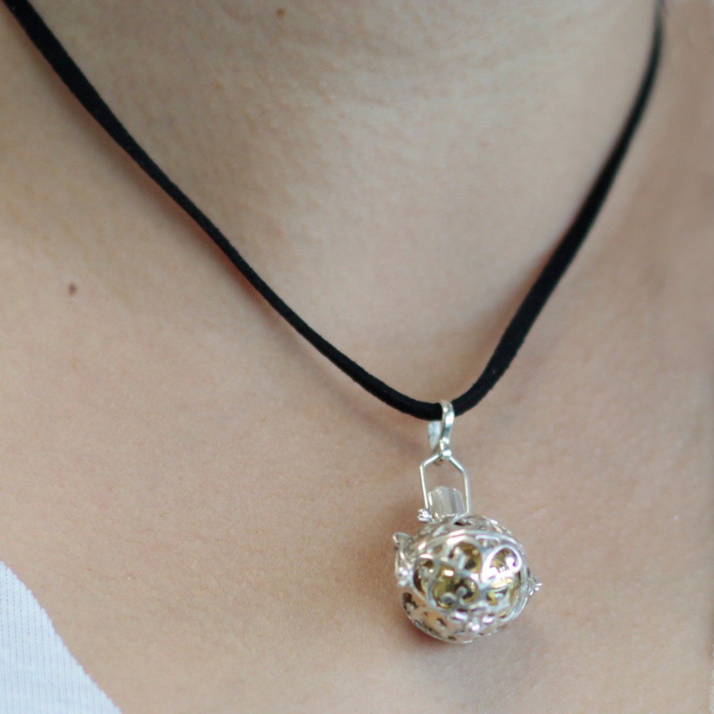 Silberner Glockenengel - Nacht - 18mm