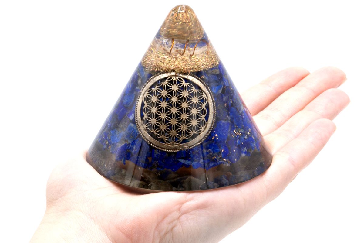 Cône d'orgonite - Fleur de vie - Quartz suspendu - 90 mm