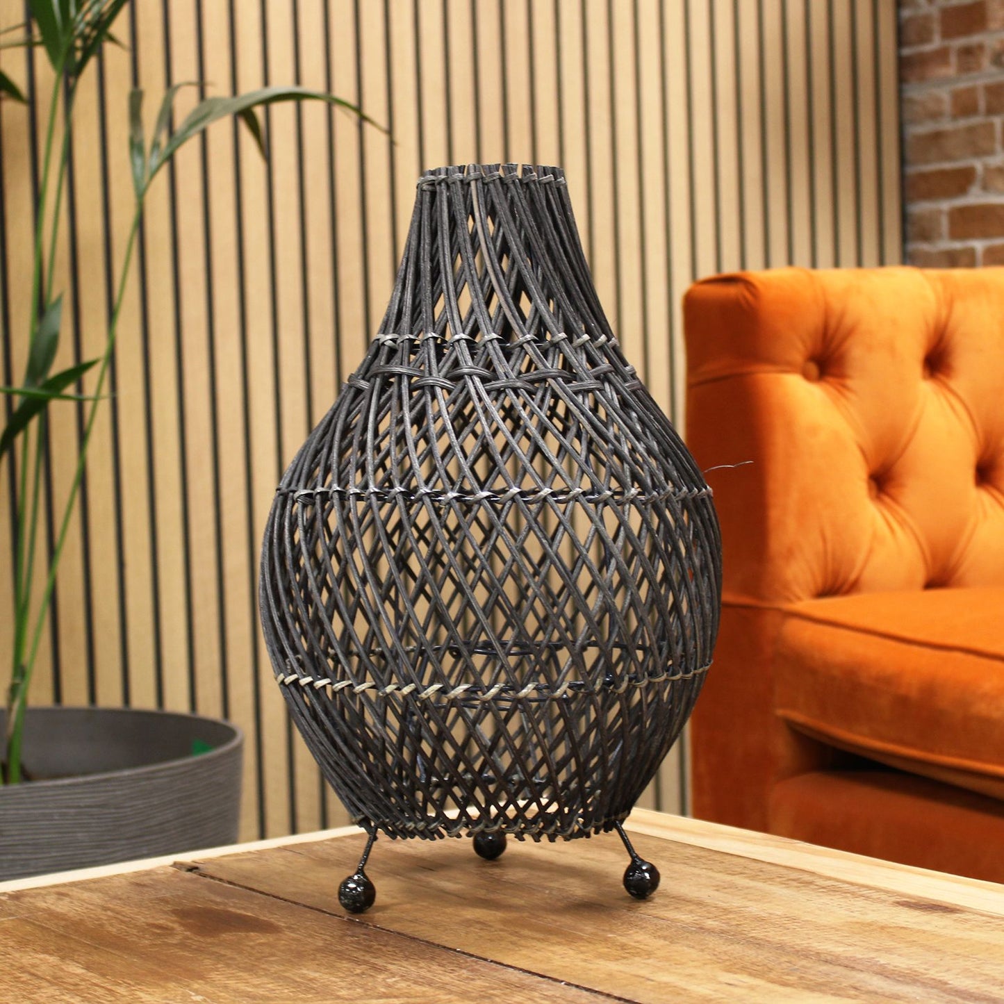 wicker table lamps - black