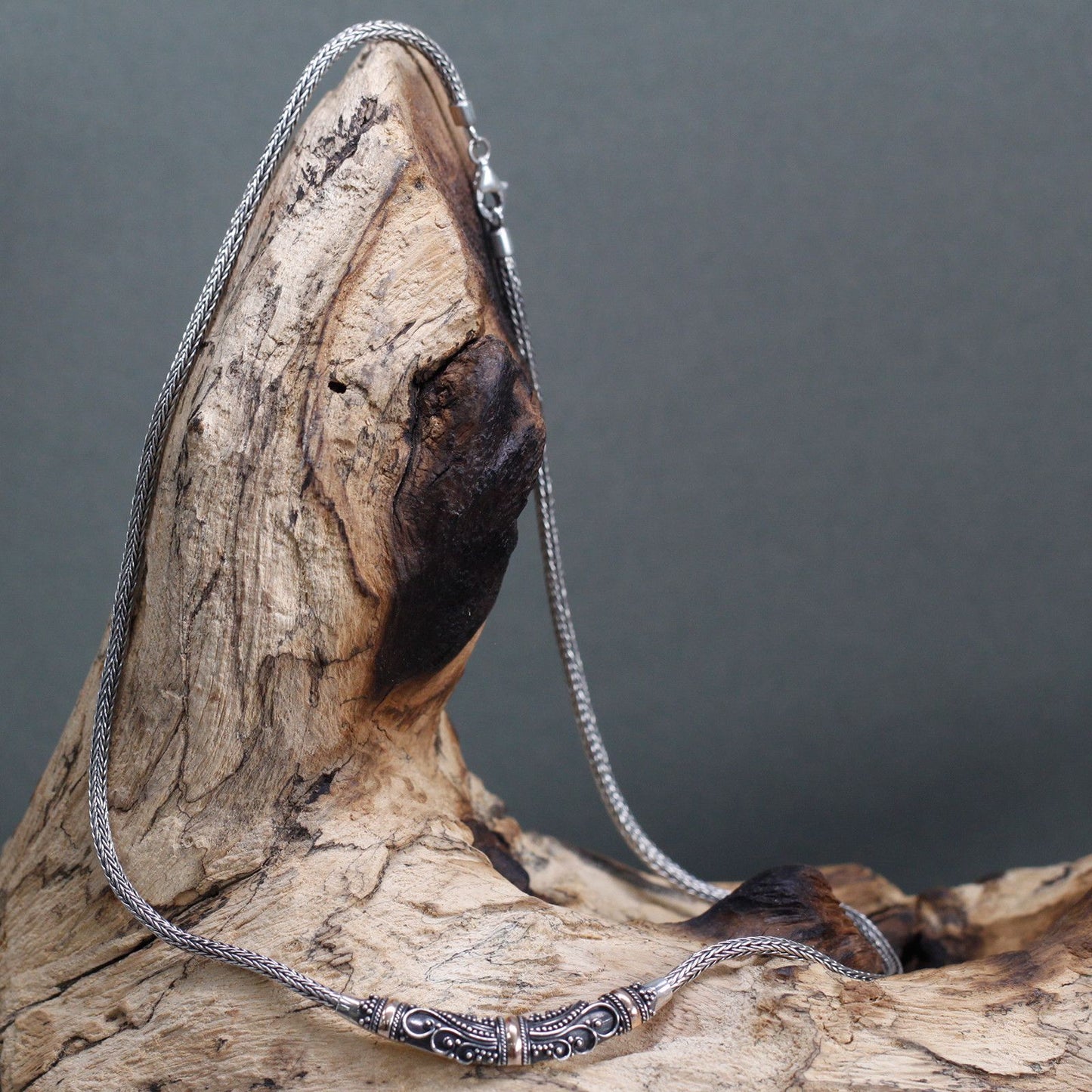 Collar Plata y Oro Tribal