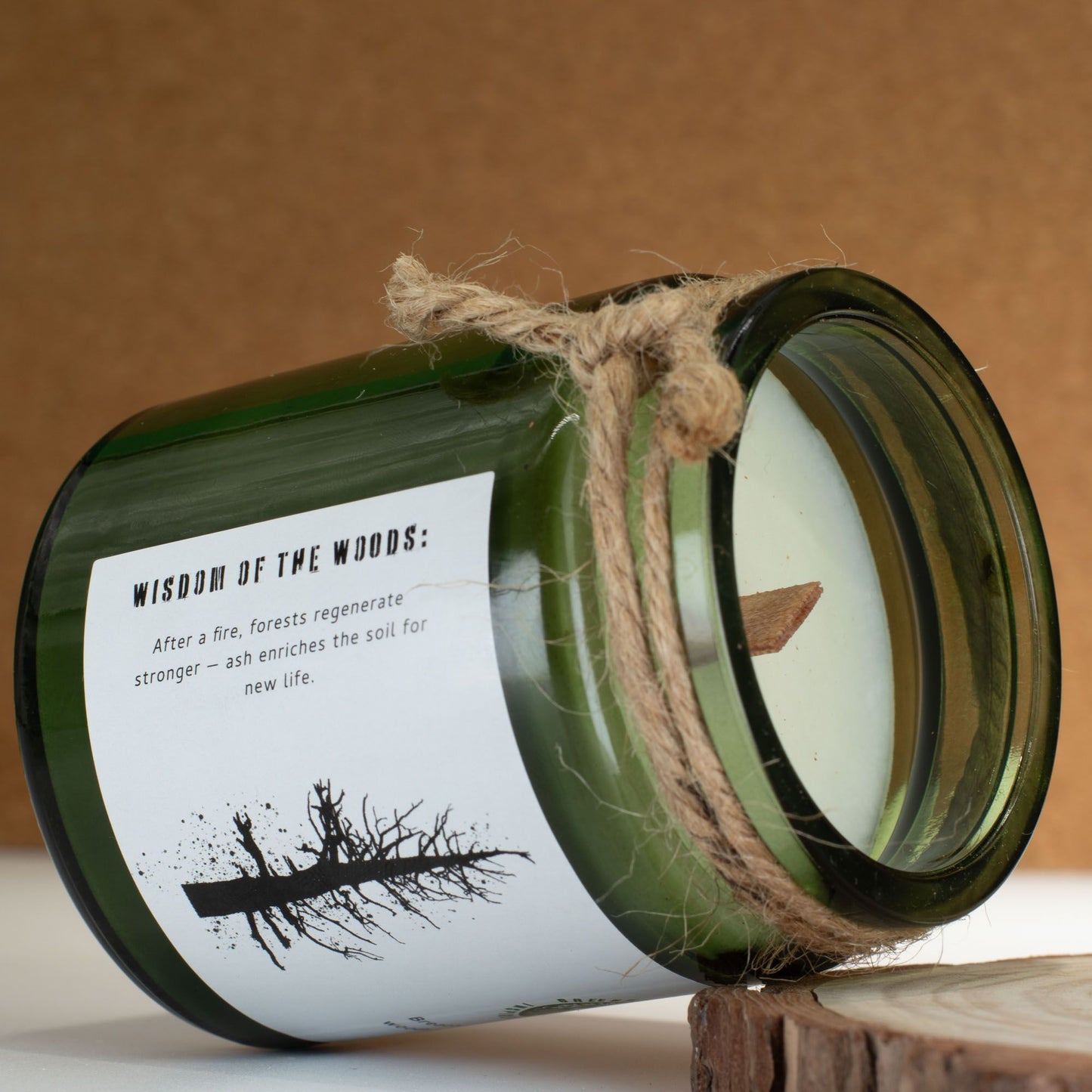 Greenman Woodwick Sojakerze – Asche und Holzrauch