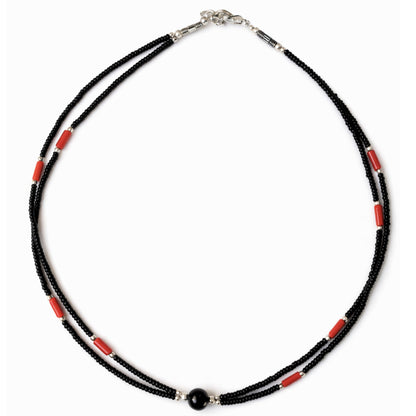 Collar nepalí extrafino de dos líneas - Colgante negro y coral