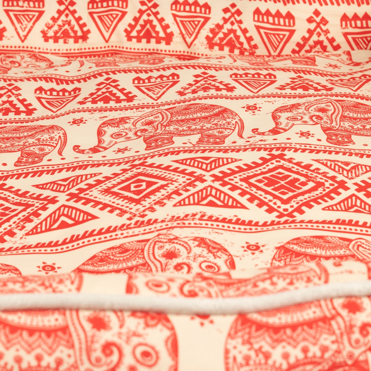 PAW Bed – Lucky Elephant – Rojo – 60 × 50 × 14cm