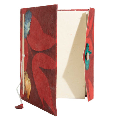 Cahier Lokta à fleurs – Grand (21x15cm) – 45 feuilles – Comprend un marque-page – rubis