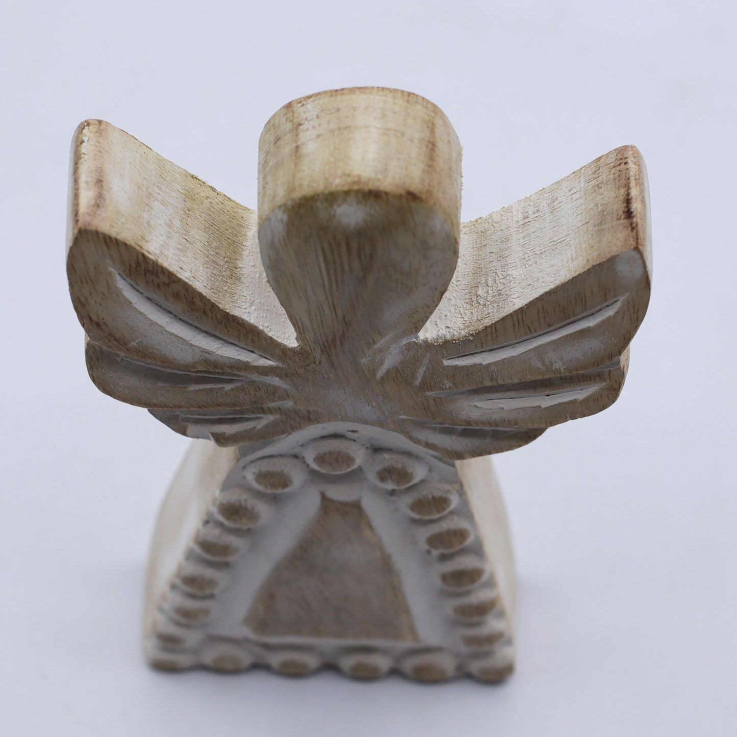 Ángel de Madera de Mango - Acabado Blanqueado - 13 cm