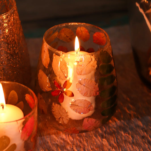 Natürlicher Kerzenhalter aus Glas mit Blumenmuster – Vase – Frühling (12 x 11 cm)