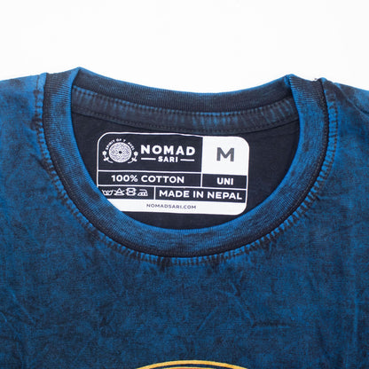 Nomad Sari Stonewashed Cotton T-Shirt - Mantente salvaje, hijo de la luna - Azul - Mediano