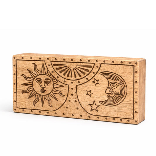 Sonnenschein-Box aus geschliffenem Glas und geschnitztem Stein