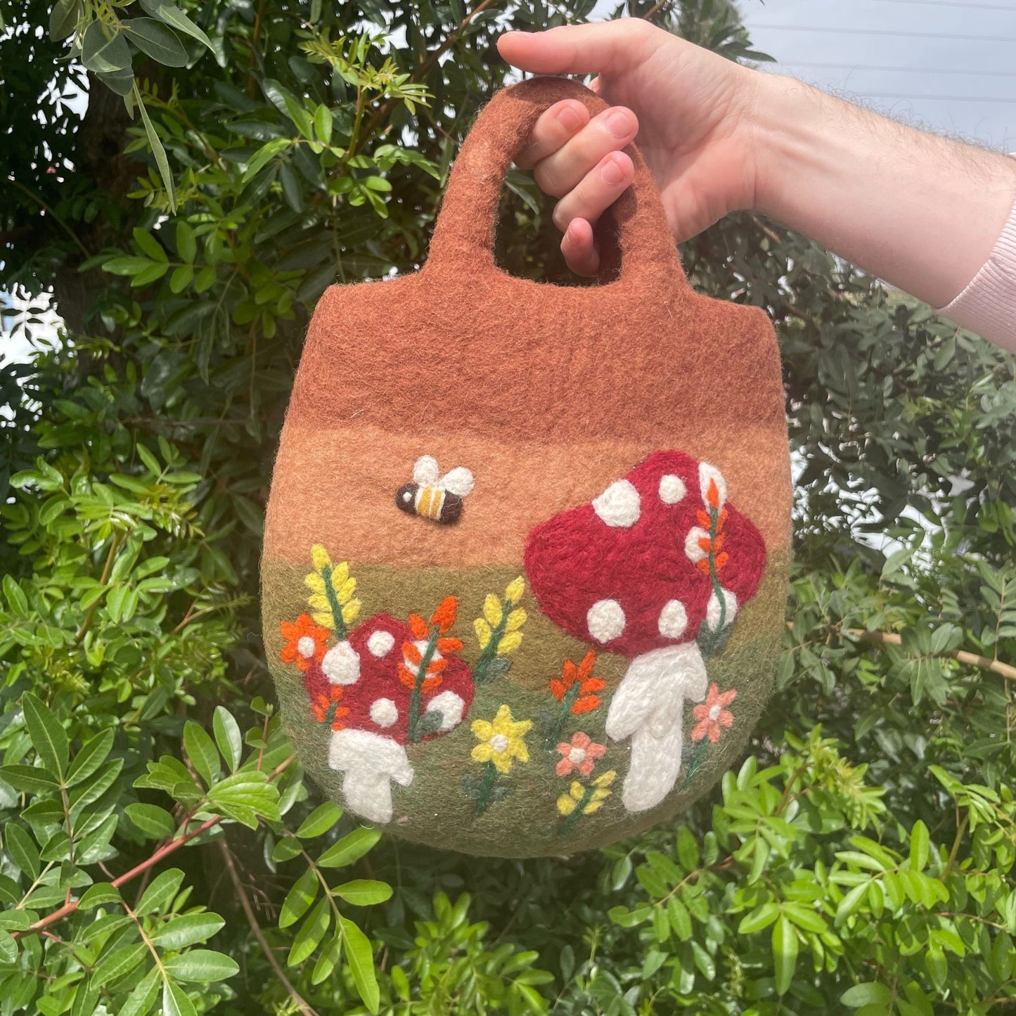 Pilzgartentasche aus Filz - 35 x 27 cm
