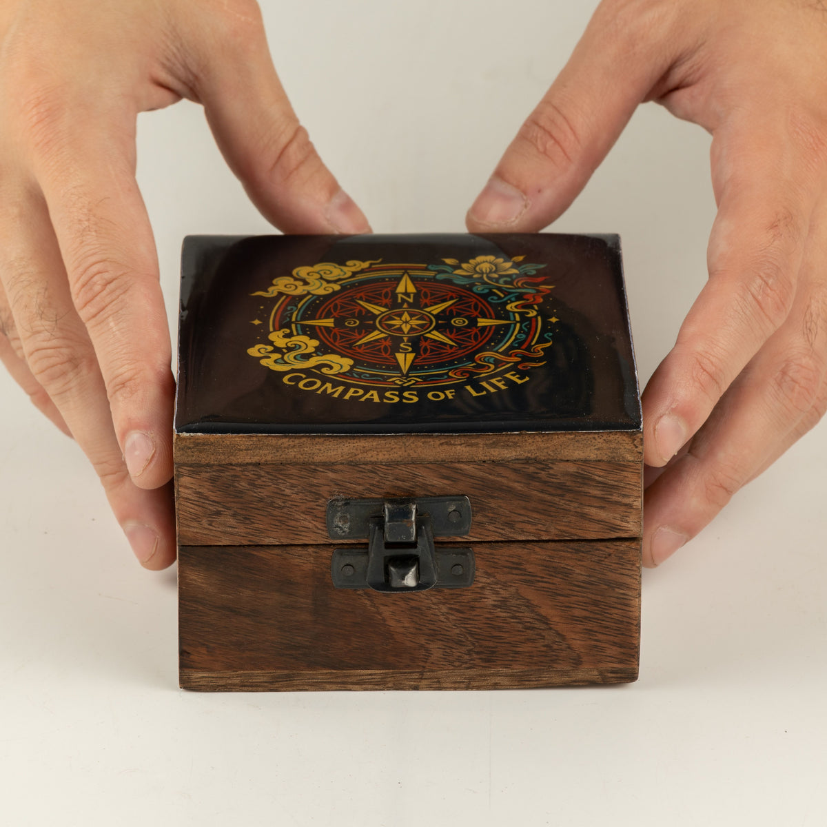 Pequeña caja esmaltada - Brújula de la vida
