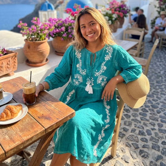 Nomad Sari On the Med Collection - Vestido - Turquesa con Bordado y Borla (L-XL)