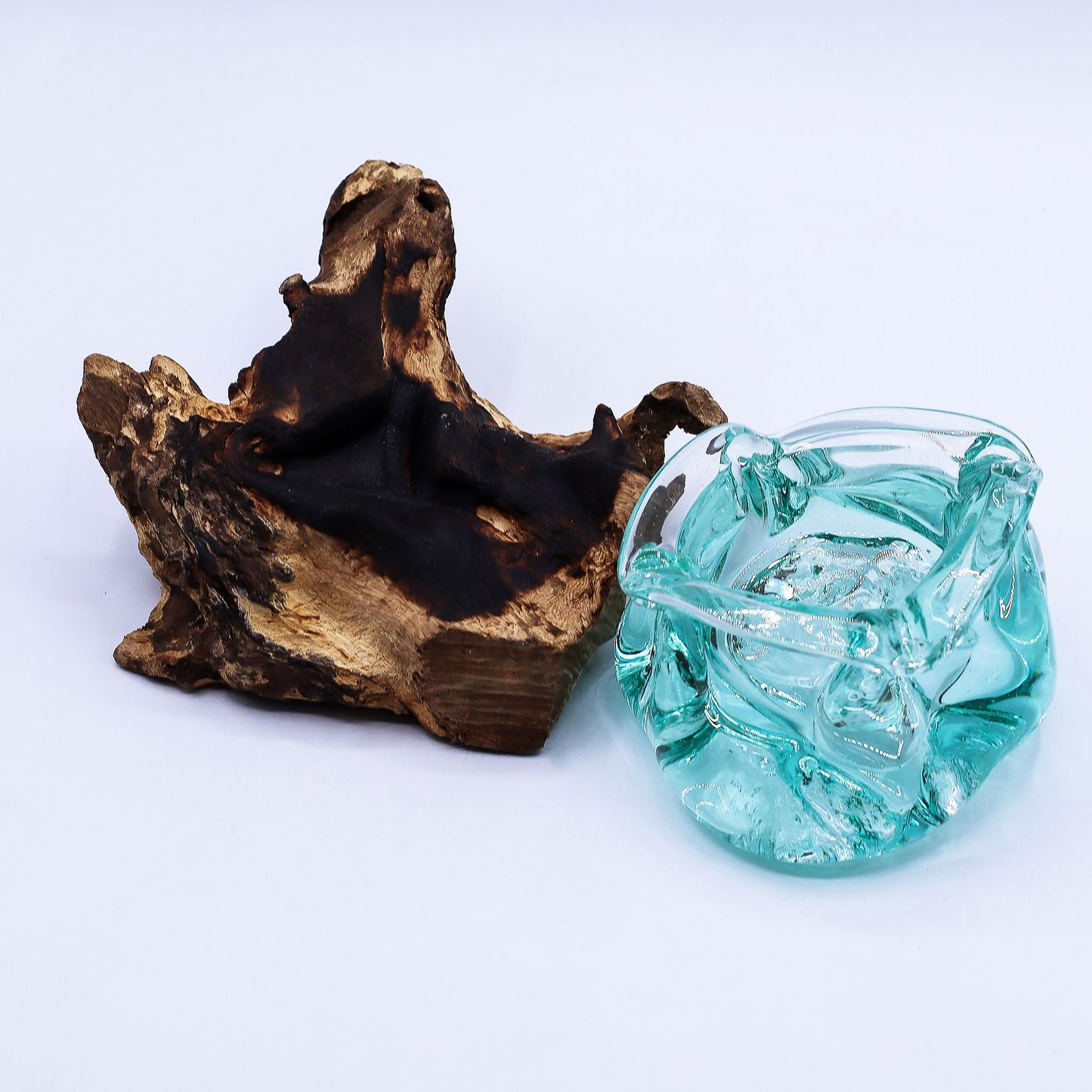 Cenicero grueso de vidrio fundido / Portavelas en madera 23 cm