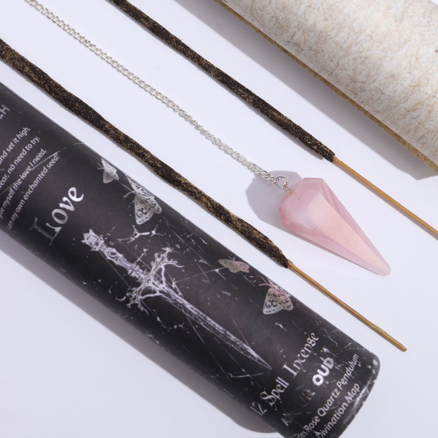Encens ancien pour sorts de sorcière - Amour - Pendule en quartz rose