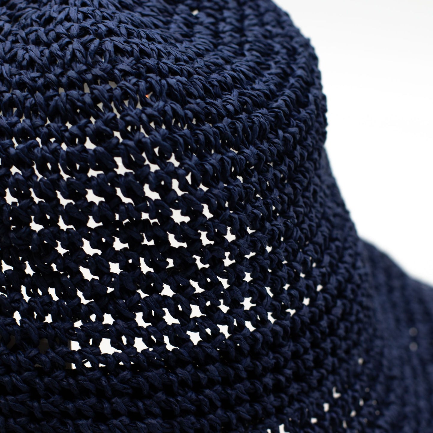 Nomad Sari Chapeau de soleil en paille souple - Bleu marine