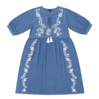 Nomad Sari en la colección Med - Vestido - Azul polvo con bordados y borlas (M-L)