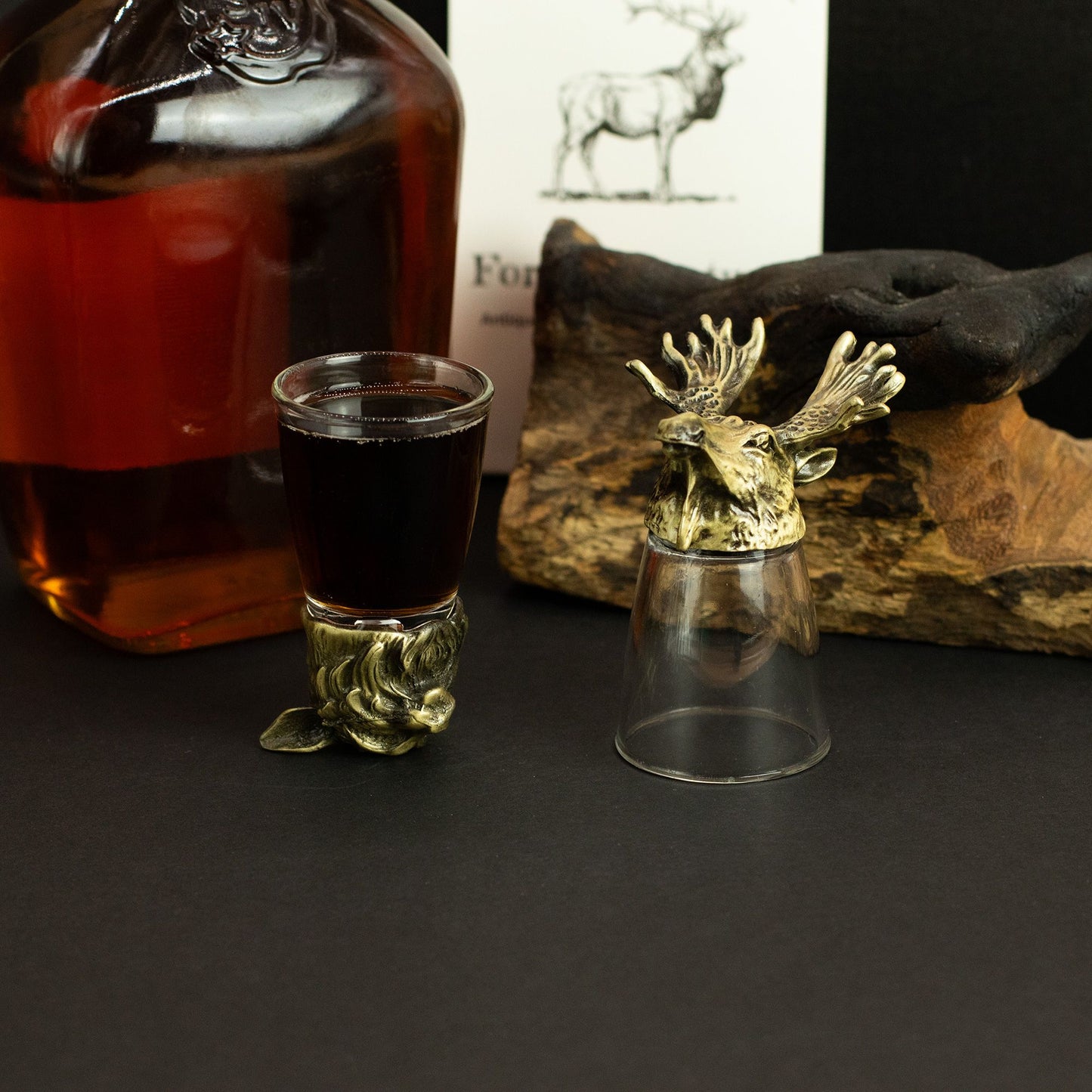Coffret cadeau de 12 verres à liqueur Bottom Up (25 ml) - Forêt et créatures mystiques - Bronze antique