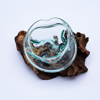 Bol ondulé en verre fusionné sur bois 18 cm