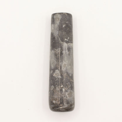 Dekorative Mörser und Stößel aus Naturflussstein – Klein (ca. 9x7 cm)